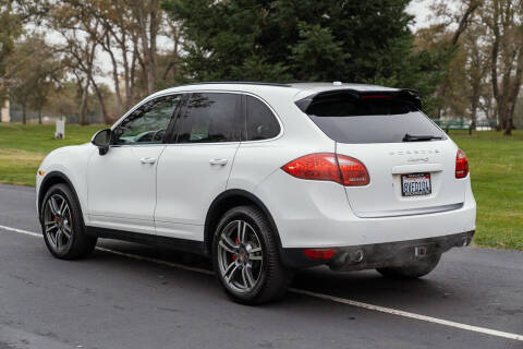 2013 Porsche Cayenne S