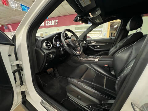 2017 Mercedes-Benz GLC GLC 300