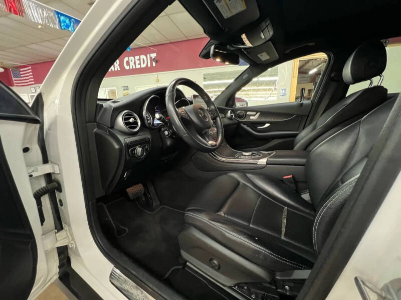 2017 Mercedes-Benz GLC GLC 300