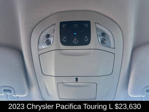 2023 Chrysler Pacifica Touring L