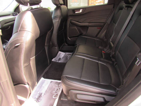2025 Ford Escape Platinum
