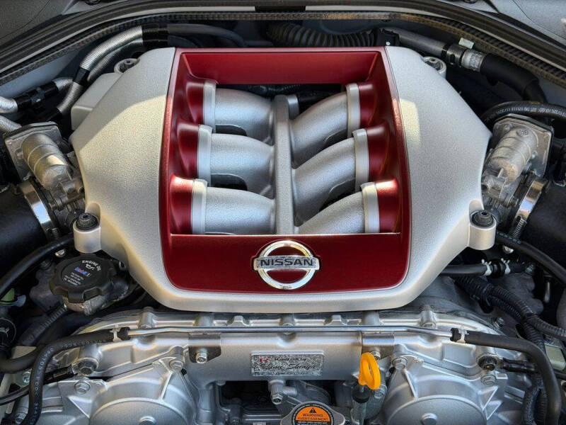 2015 Nissan GT-R Black Edition