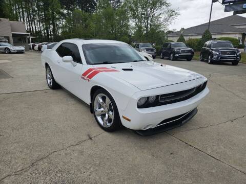 2013 Dodge Challenger for sale at Smithfield Auto Center LLC in Smithfield NC