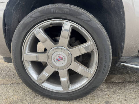 2013 Cadillac Escalade Luxury