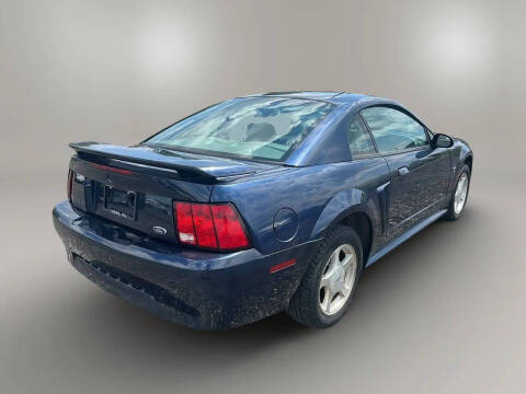 2001 Ford Mustang