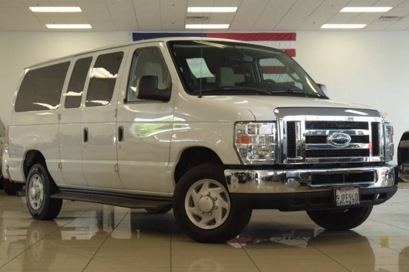 2014 Ford E-Series E-350 SD XLT