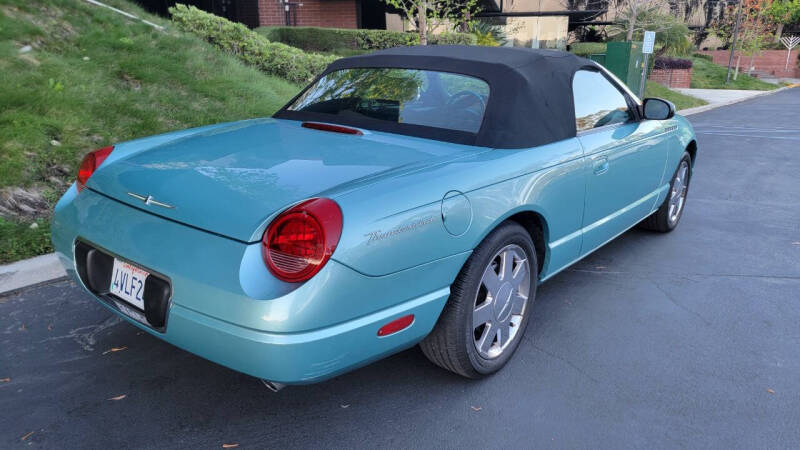2002 Ford Thunderbird Deluxe