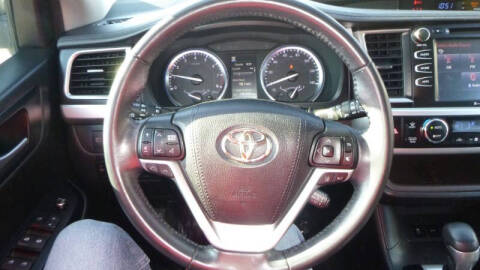 2017 Toyota Highlander