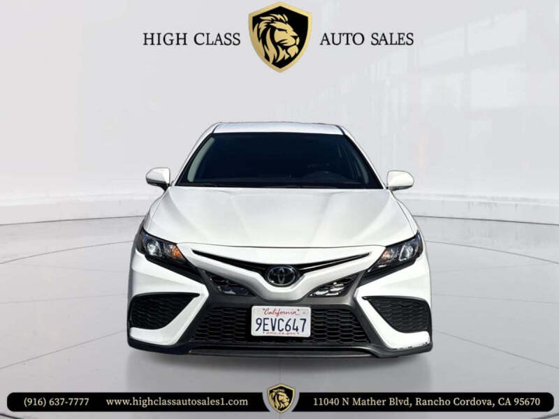 2023 Toyota Camry SE