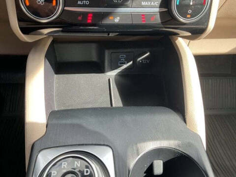 2022 Ford Escape SE