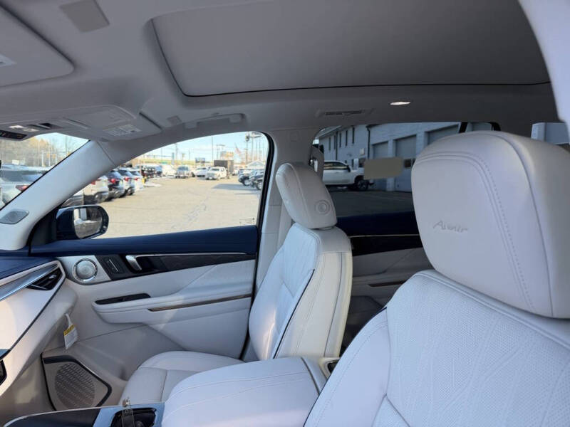 2026 Buick Enclave Avenir