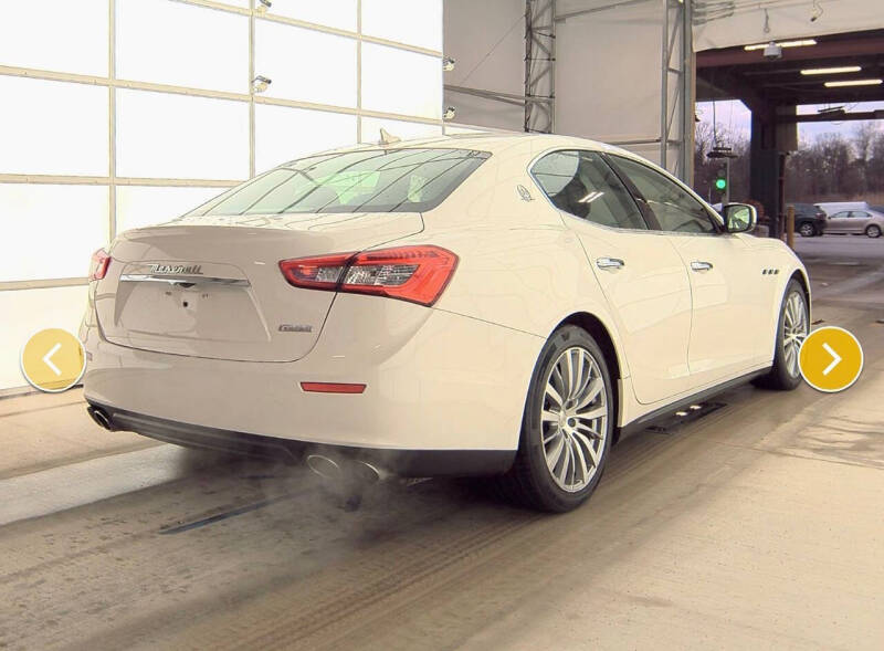 2015 Maserati Ghibli