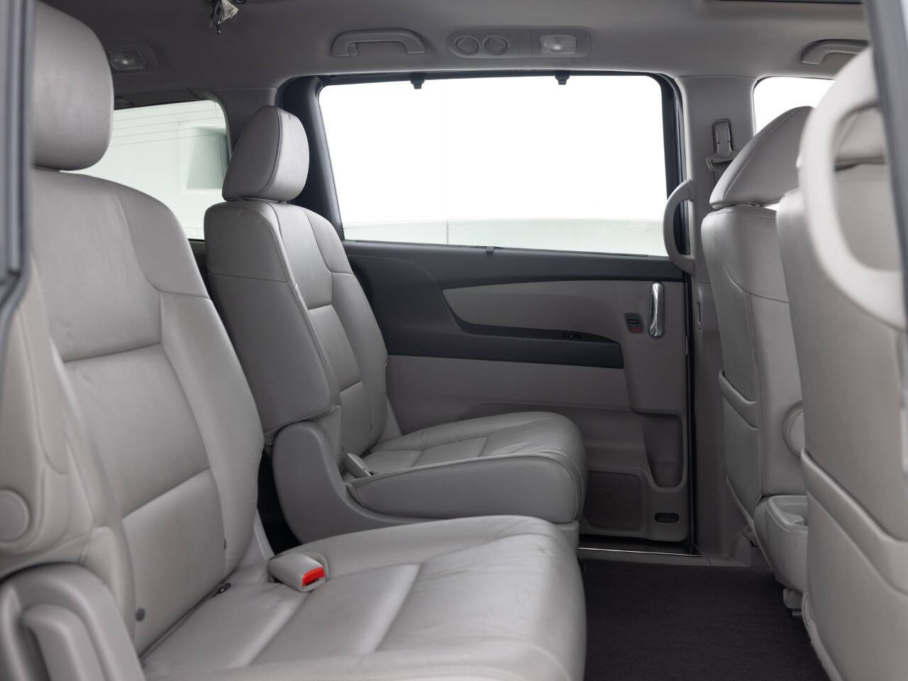 Used Car 2016 Honda Odyssey  Touring Elite 4dr Mini Van For Sale Under $12,000 In Coal City, Illinois