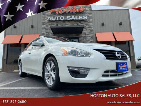 2014 Nissan Altima for sale at HORTON AUTO SALES, LLC in Linn MO
