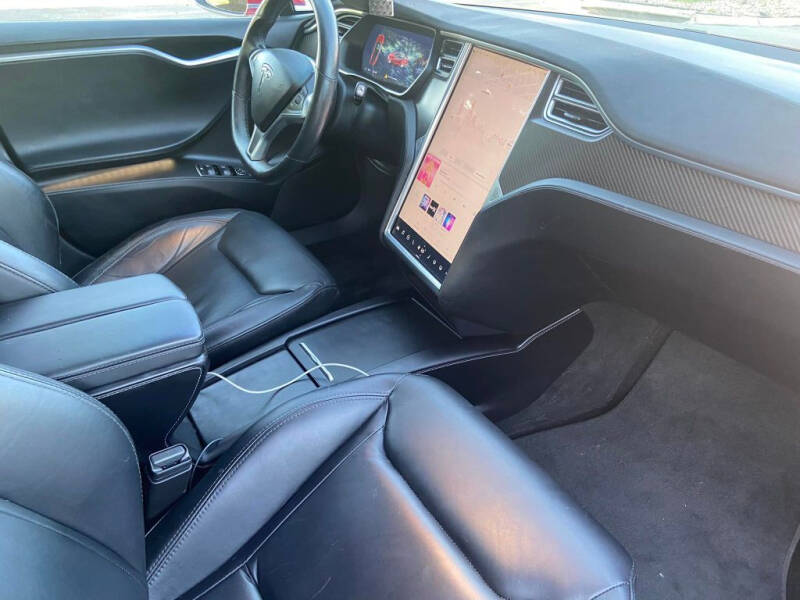 2016 Tesla Model S