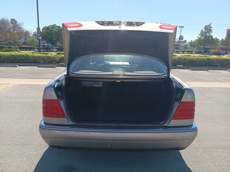 1998 Mercedes-Benz E-Class E 320