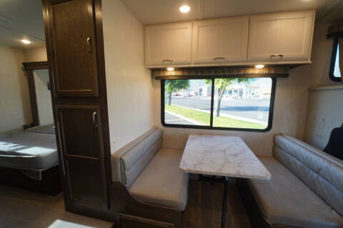 2022 Gulfstream Conquest 6220