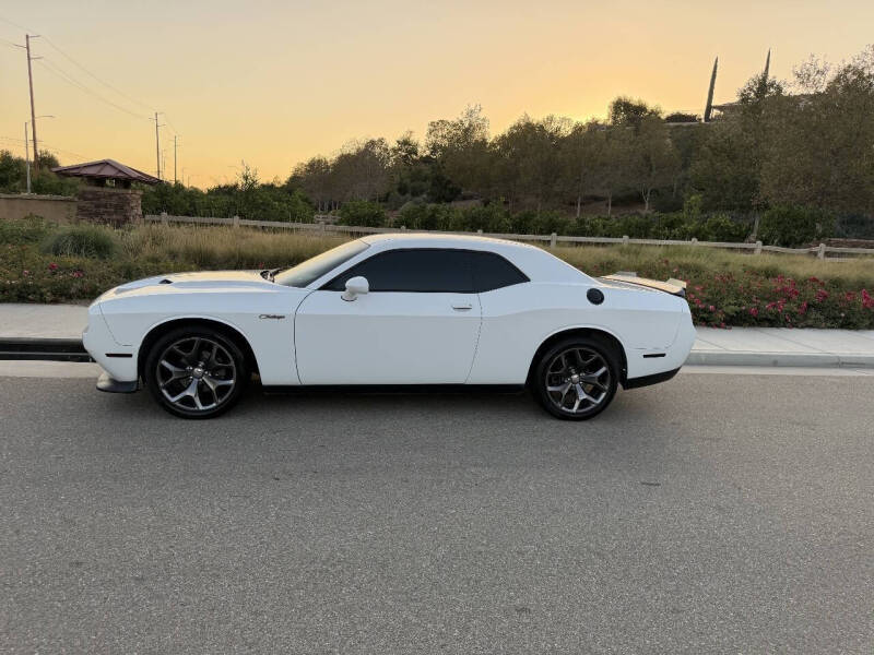 2017 Dodge Challenger SXT
