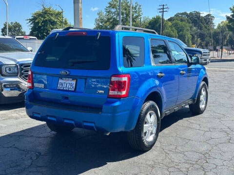 2011 Ford Escape XLT