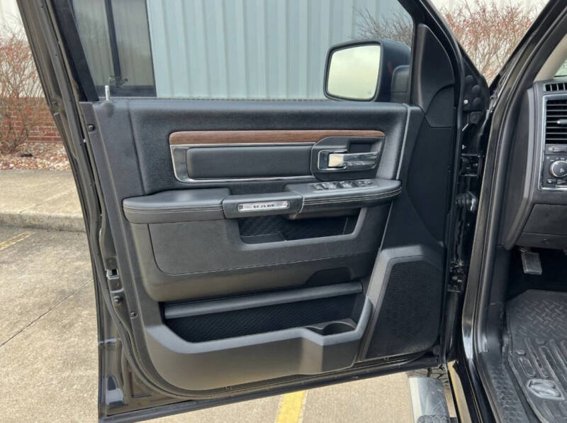 2017 RAM 1500 Laramie