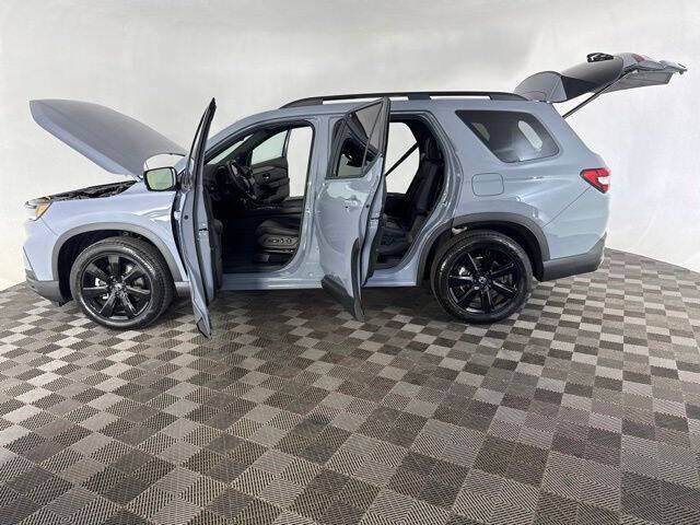 2025 Honda Pilot Black Edition