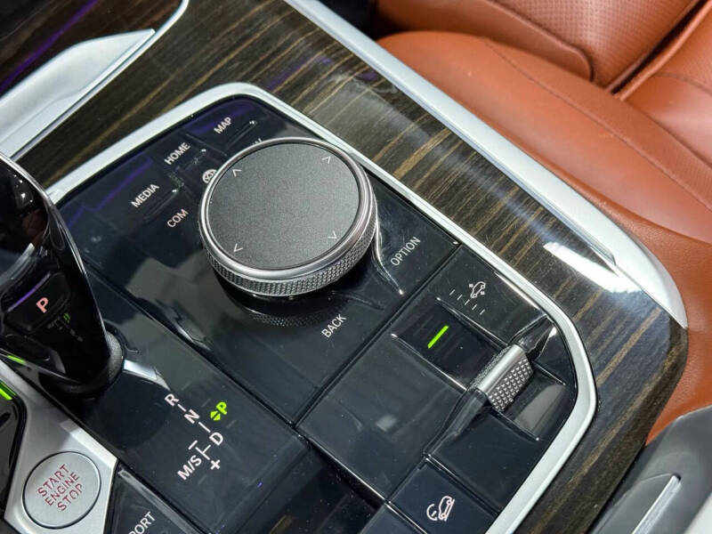 2021 BMW X7 xDrive40i