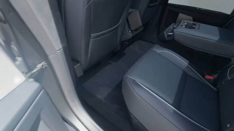 2024 Tesla Cybertruck