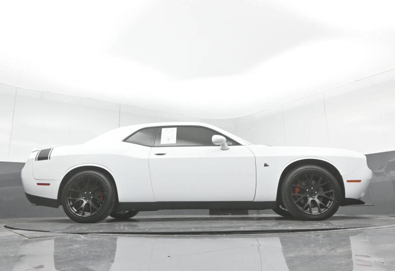 2017 Dodge Challenger R/T Plus