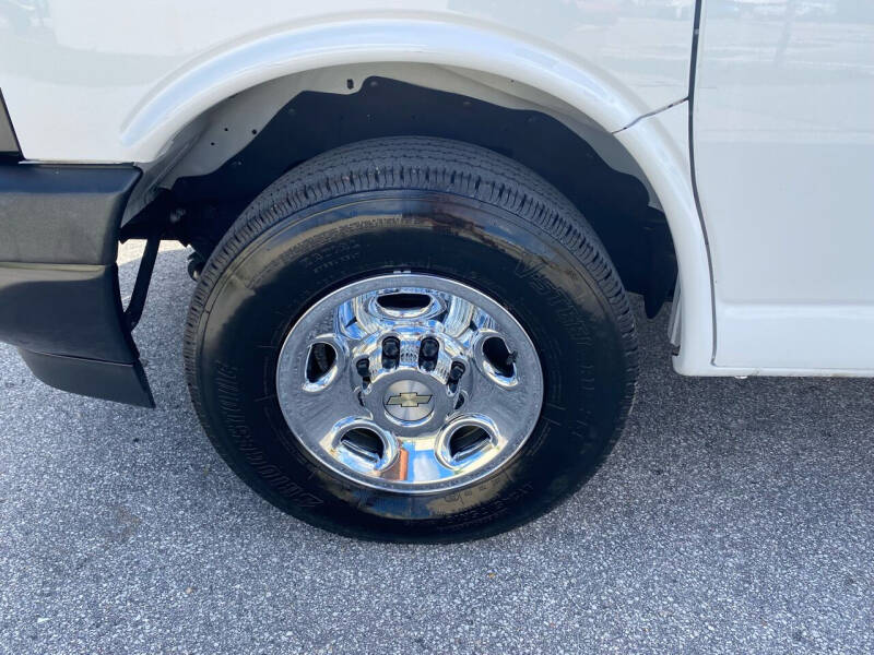 2020 Chevrolet Express 2500