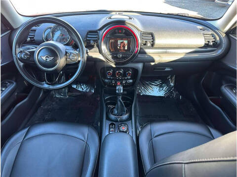 2017 MINI Clubman Cooper ALL4