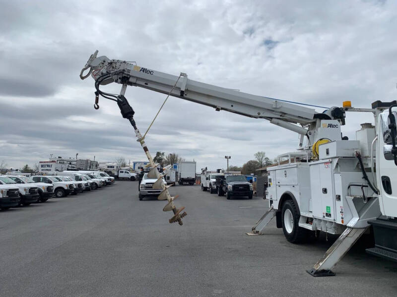 2016 Freightliner M2 106
