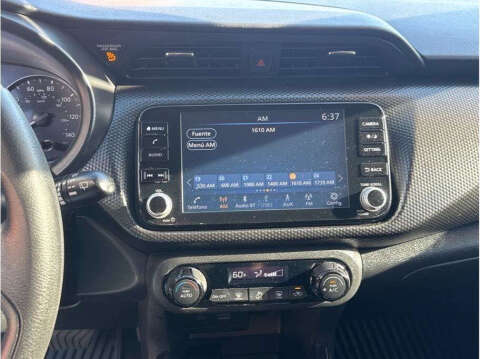 2021 Nissan Kicks SV