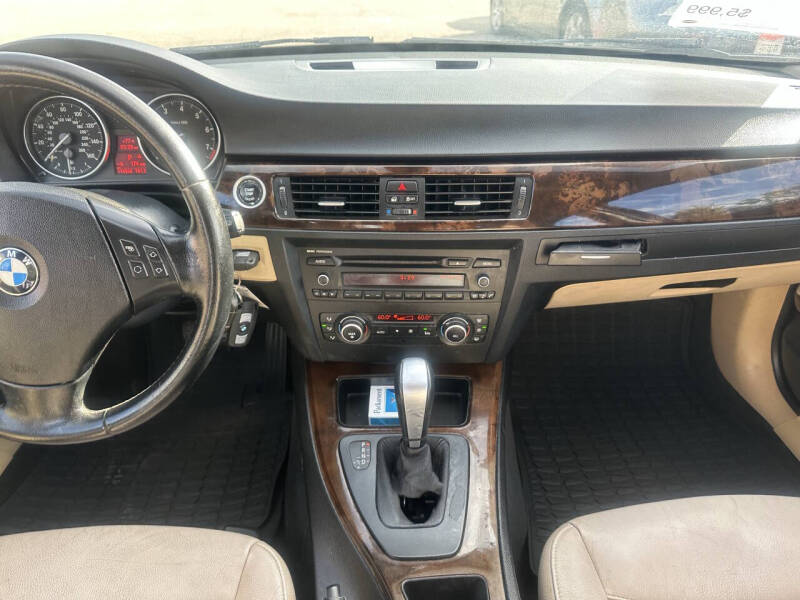 2011 BMW 3 Series 328i