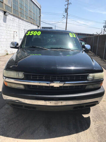 2002 Chevrolet Silverado 1500 for sale at Square Business Automotive in Milwaukee WI