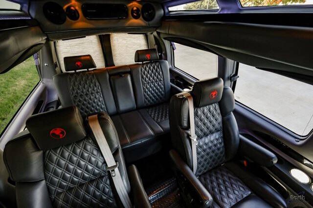 2023 Chevrolet Express 2500