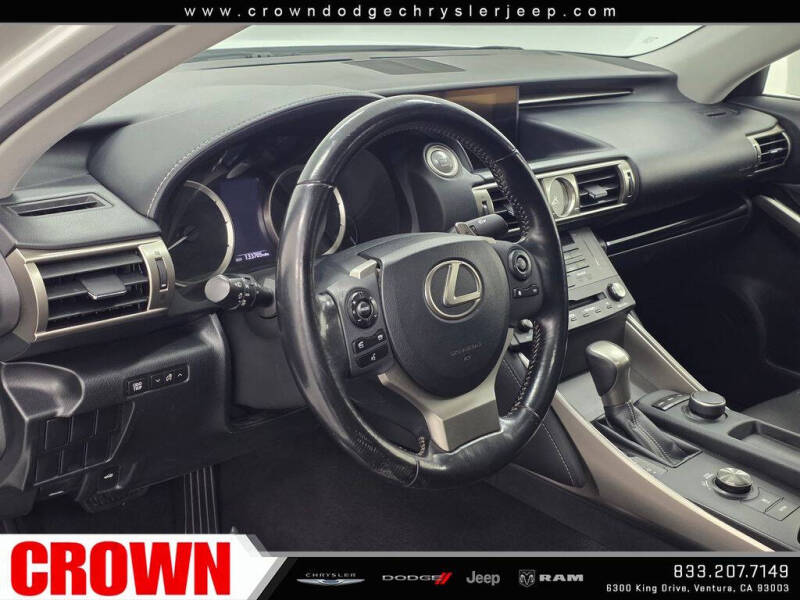 2016 Lexus IS 200t