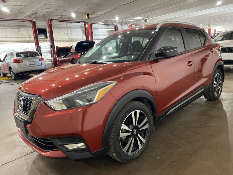 2020 Nissan Kicks SR