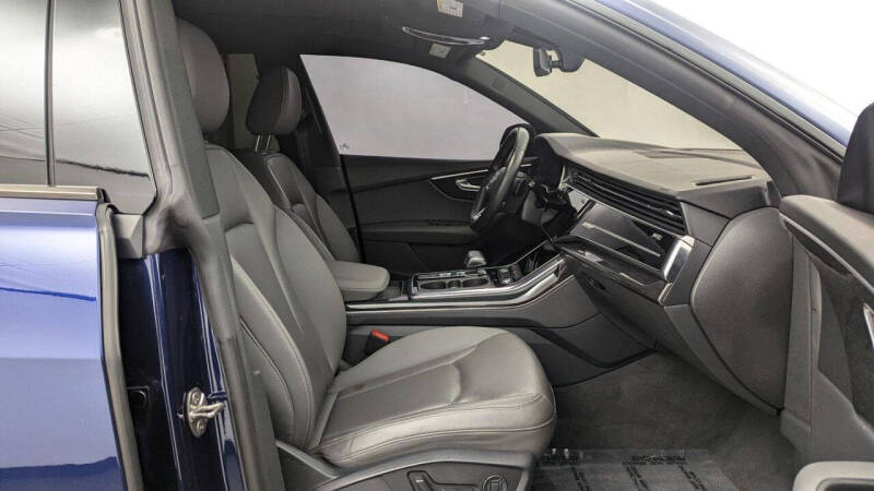 2019 Audi Q8 quattro Premium Plus 55 TFSI