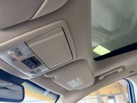 2011 Lincoln MKS