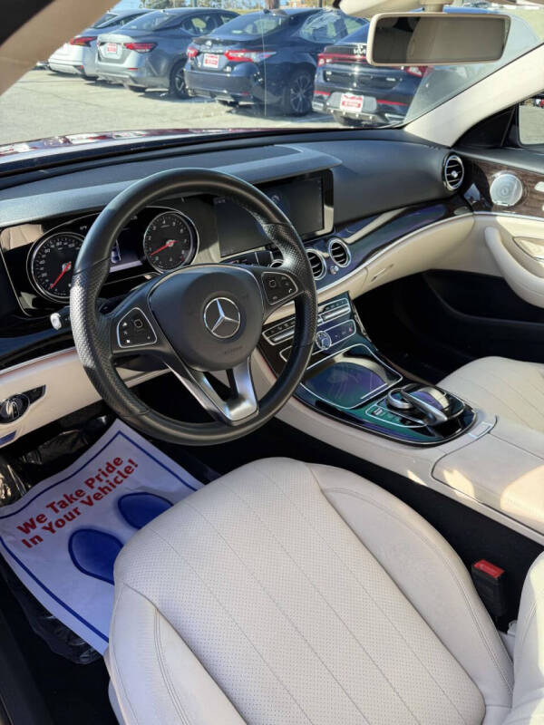 2017 Mercedes-Benz E-Class E 300