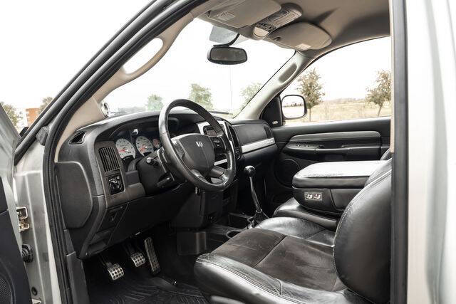 2005 Dodge Ram 1500 SRT-10