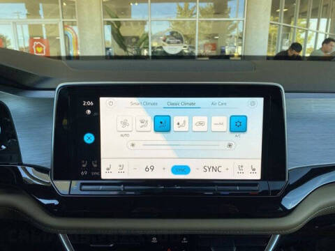 2026 Volkswagen Atlas Cross Sport SE 4Motion