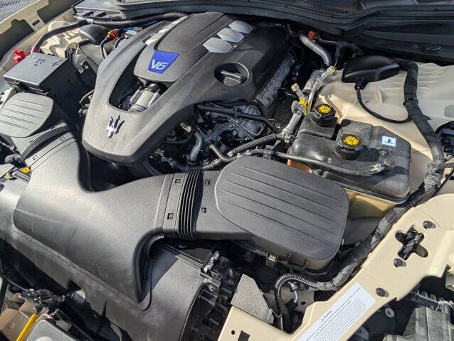 2022 Maserati Ghibli Modena