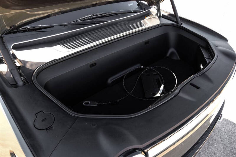 2022 Rivian R1T Launch Edition