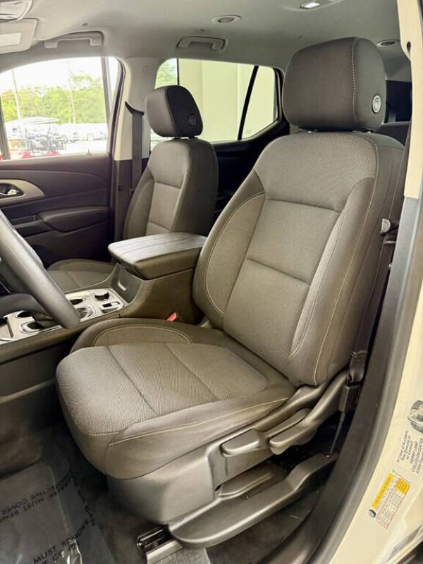 2021 Chevrolet Traverse LS