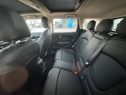 2017 MINI Clubman Cooper