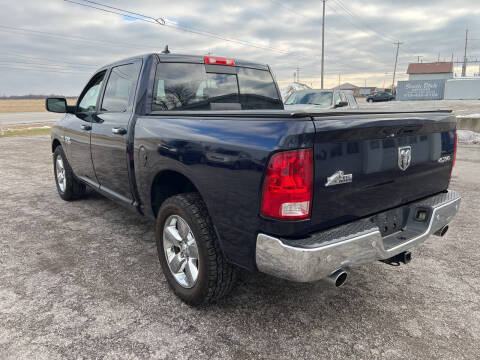 2015 RAM 1500 SLT