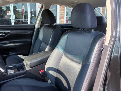 2018 Nissan Altima 2.5 SR