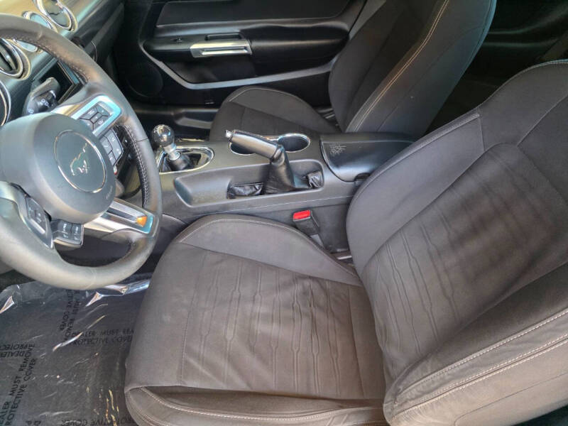 2017 Ford Mustang GT Premium