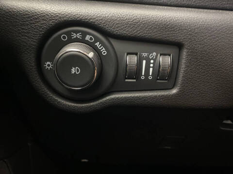 2024 Chrysler Pacifica Touring